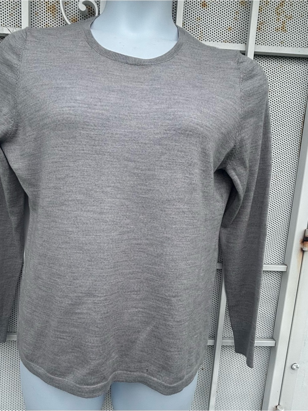Charter club XL women 100% Merino scoop neck L/S sweater lightweight
